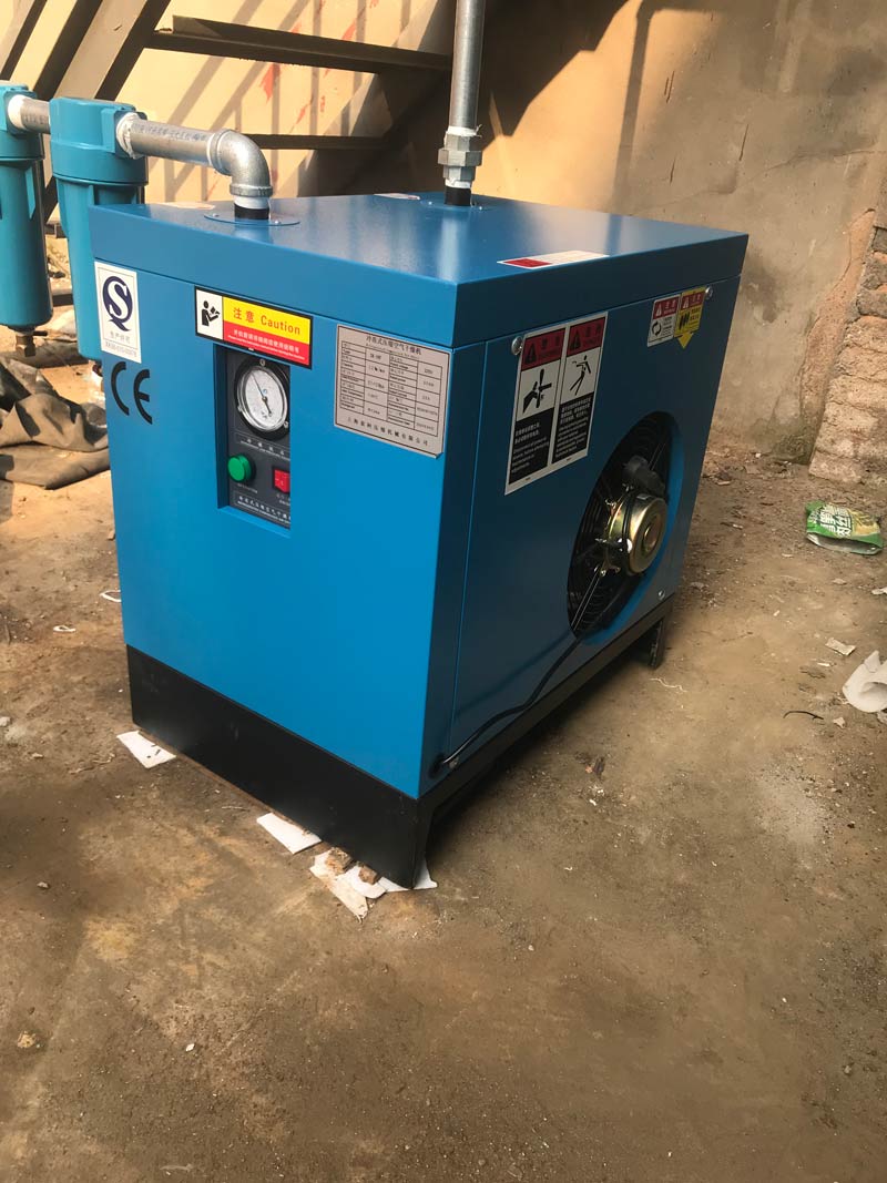 環(huán)境溫度高低對(duì)冷干機(jī)運(yùn)行有哪些影響?